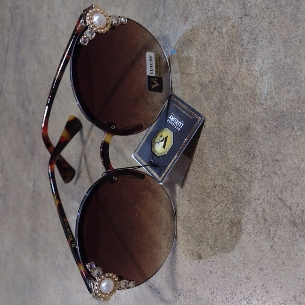 VG Luxury Tortoise Shell Sunglasses with Pearl/Bling/Gold Details